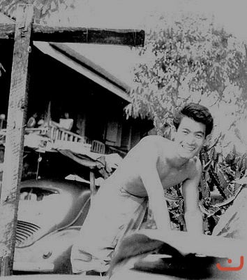 อาบน้ำเช้า ภาพที่  ๑๐๔๓